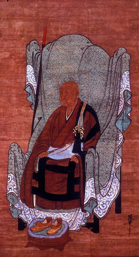 高い背もたれの椅子に座る、黒い衣の円爾の肖像
